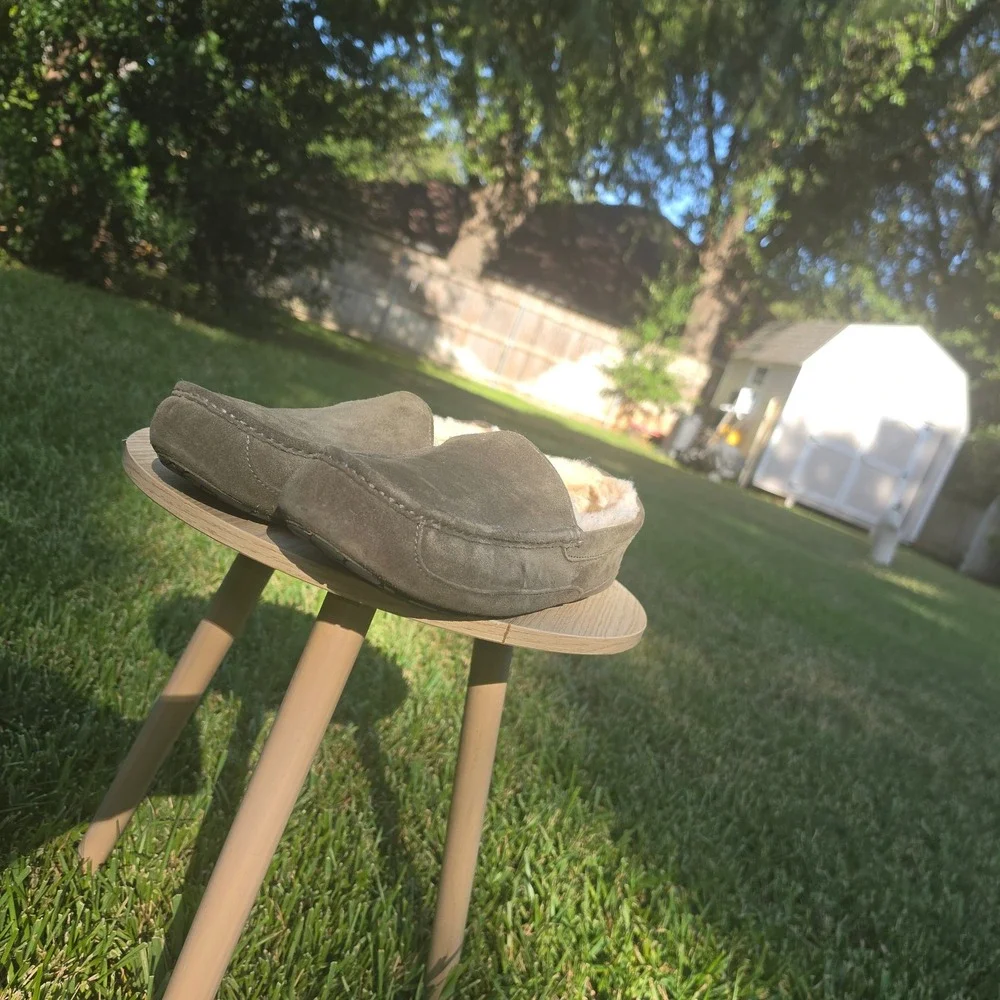 UGG Ascot Mens Suede Slippers Olive Green Sheepskin Lined Loafers Shoes